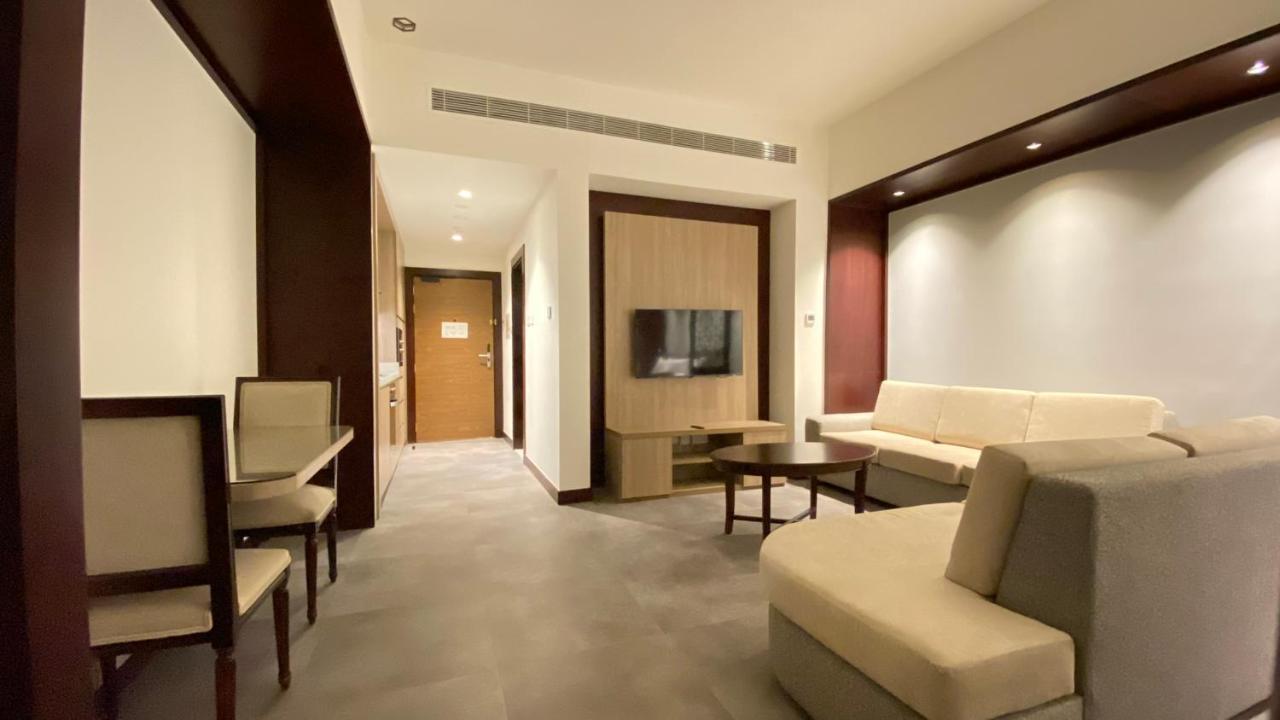 Sitara Hotel Apartment ดูไบ ภายนอก รูปภาพ