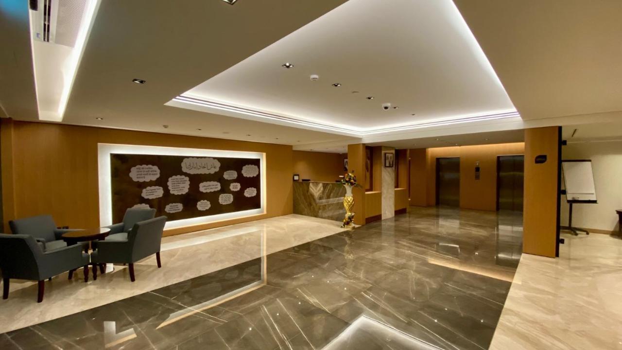Sitara Hotel Apartment ดูไบ ภายนอก รูปภาพ