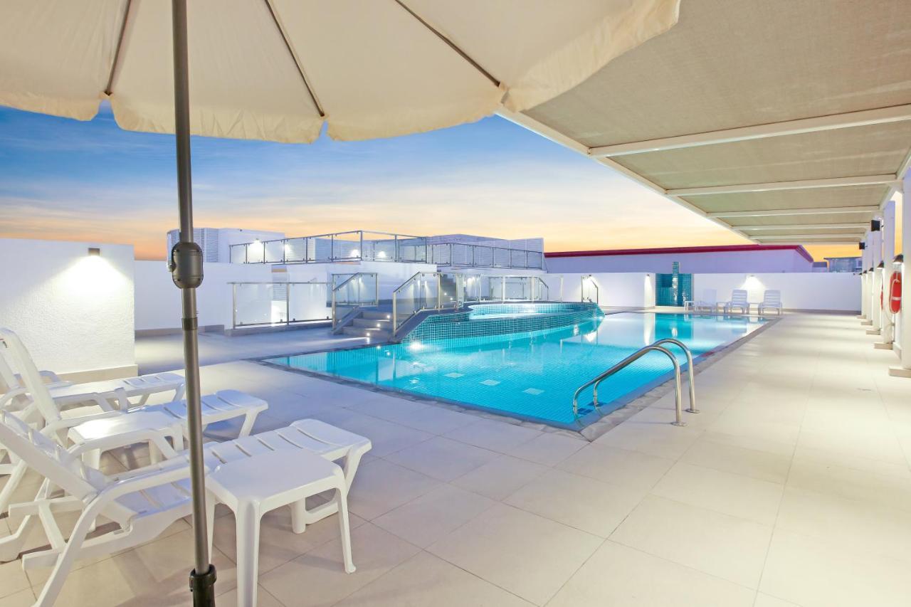 Sitara Hotel Apartment ดูไบ ภายนอก รูปภาพ